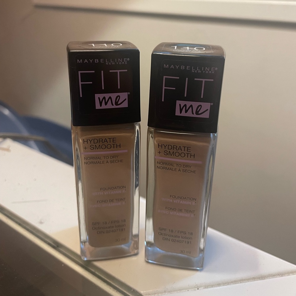 Maybelline Fit me Hydrate+Smooth Foundation 110 BRAND NEW